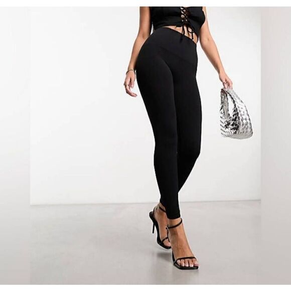 Spanx Look At Me Know Black Leggings Size Medium H9 - Picture 9 of 9